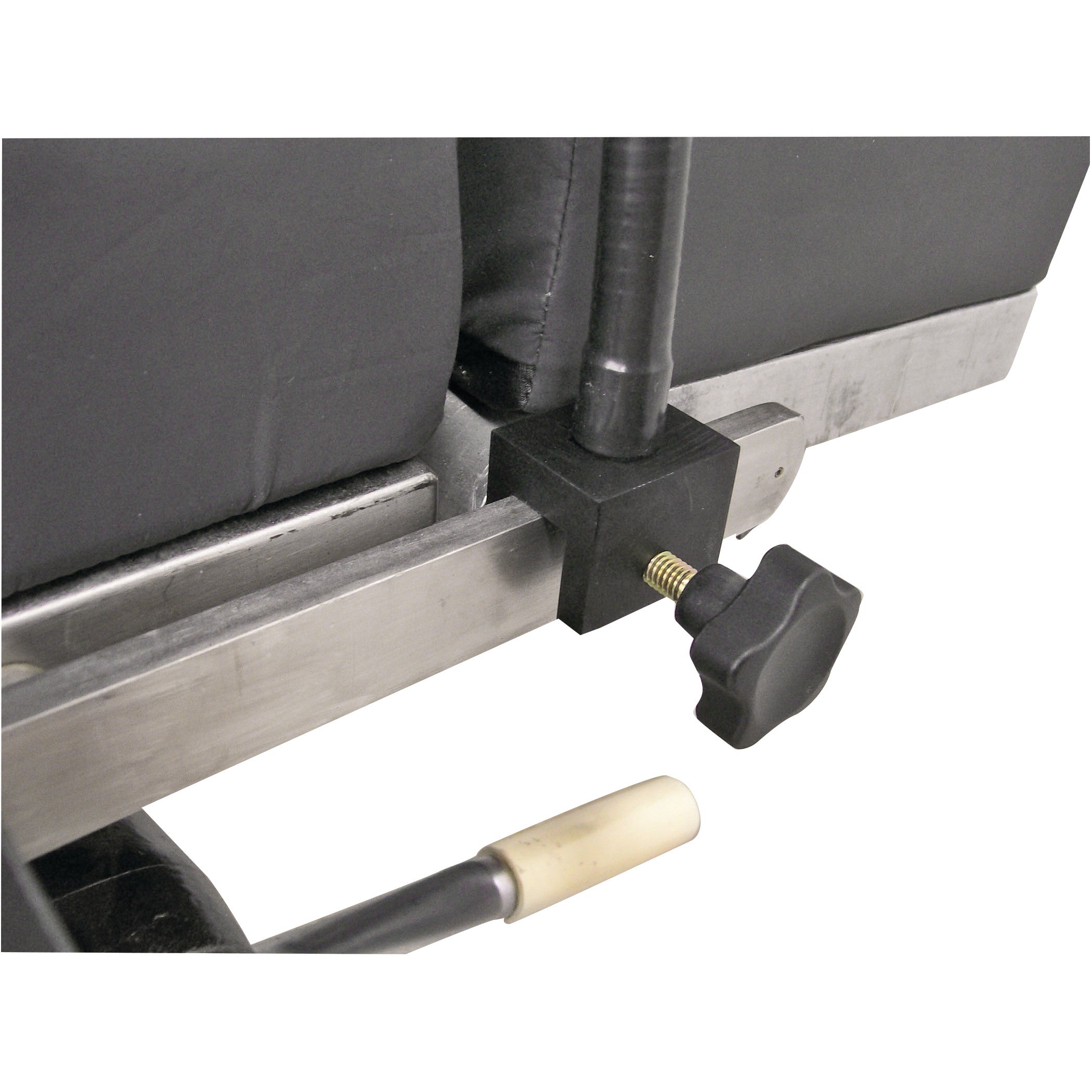 Close-up of the Malleable Anesthesia Screen with Built-in Rail Clamps, showing a knob and clamp mechanism on a metal rail.